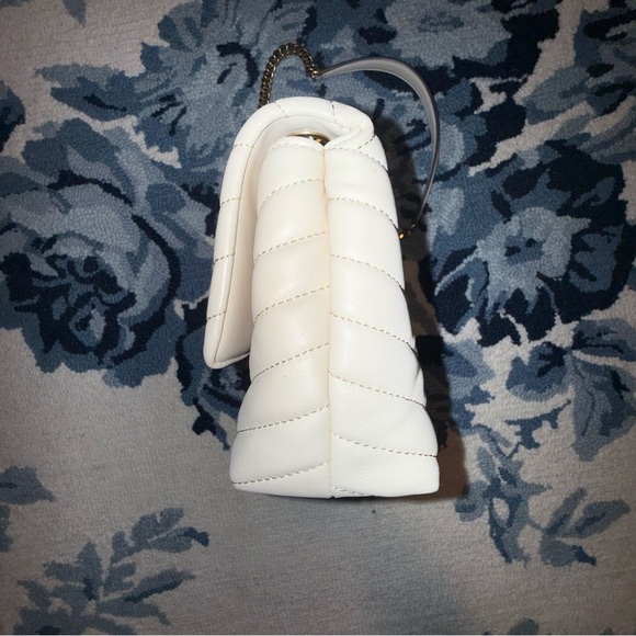 Tory Burch Small Cream Kira Chevron Leather Shoulder Bag - Picture 4 of 16